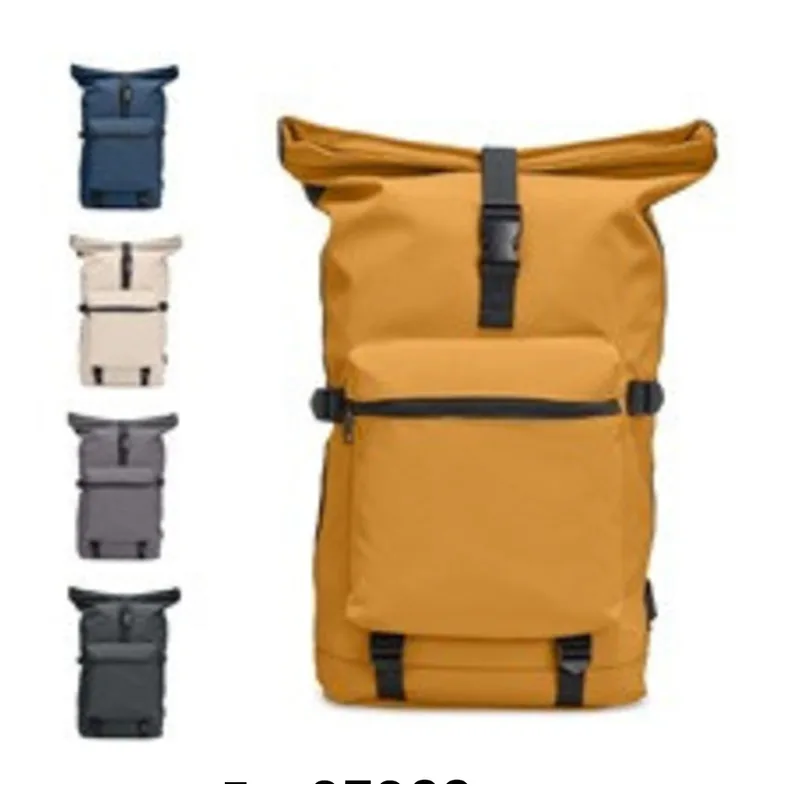 Mochila de Couro Sintético 41L